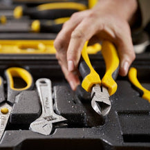 AKTIE Stanley® handgereedschapskoffer gevuld 28-delig AKTIE Stanley® handgereedschapskoffer gevuld 28-delig - Van Heugten Tapijttegels B.V.