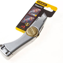 STANLEY® Premium Titan uitschuifmes STANLEY® Premium Titan uitschuifmes - Van Heugten Tapijttegels B.V.