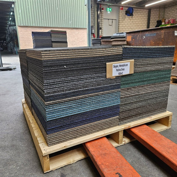 A - keus mix pallet 50x50cm v.a. 50 m2 - Van Heugten Tapijttegels B.V.