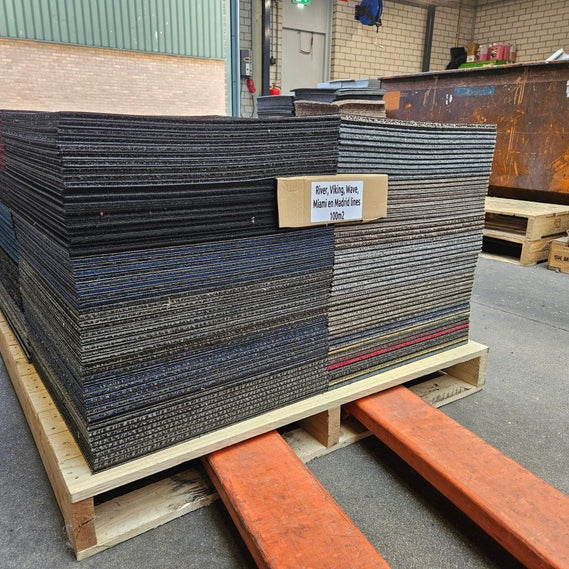 A - keus mix pallet 50x50cm v.a. 50 m2 - Van Heugten Tapijttegels B.V.