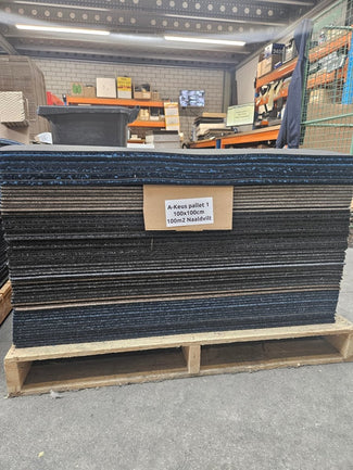 A - keus mix pallet Naaldvilt 100x100cm - 100 m2 - Van Heugten Tapijttegels B.V.